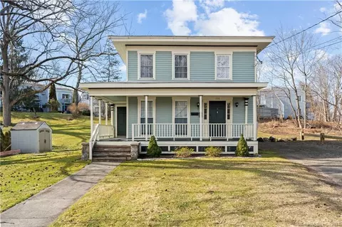 308 Church St, Guilford, CT 06437