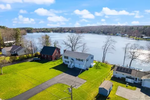 68 Jezierski Ln, Thompson, CT 06277