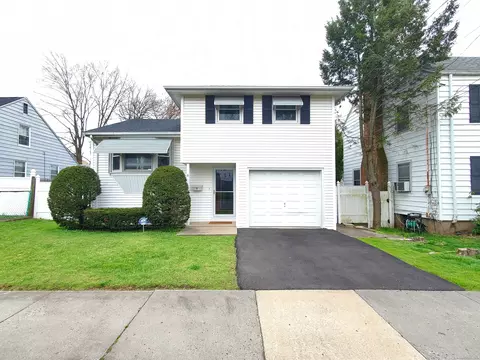 8 Humphrey St, Hartford, CT 06106