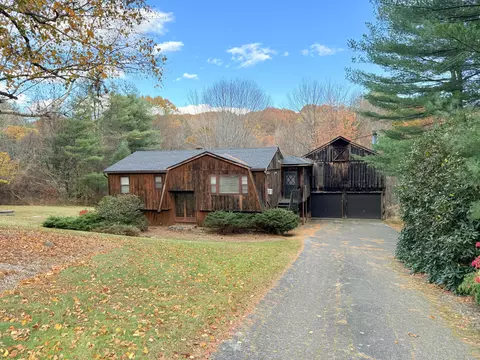 939 Hickory Hill Rd, Thomaston, CT 06787