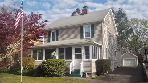 94 Henderson Rd, Fairfield, CT 06824
