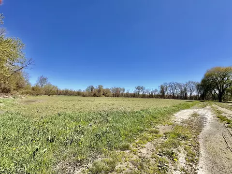1 St Ln, Wethersfield, CT 06109
