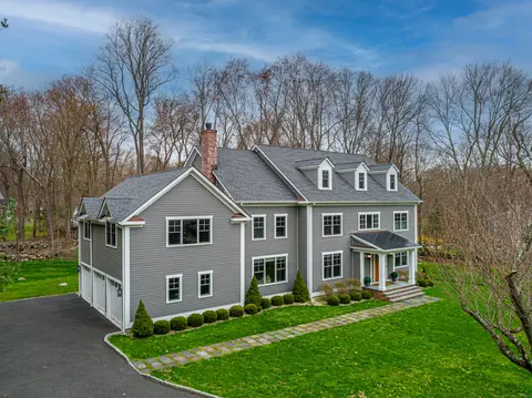 28 Quaker Ridge Rd, Stamford, CT 06903
