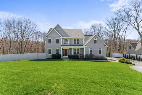 6 Ridge Valley Rd, Newtown, CT 06482