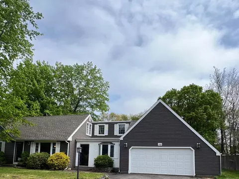 333 Abbe Rd, Enfield, CT 06082