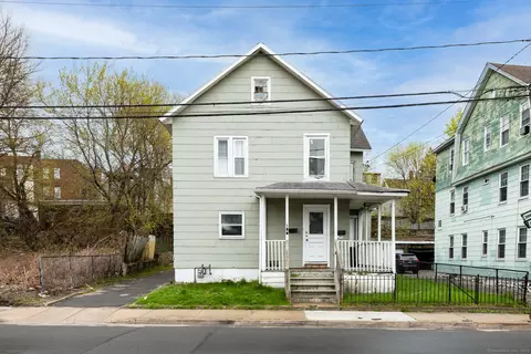 138 E Farm St, Waterbury, CT 06704