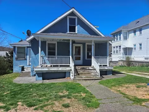 31 Elmwood Ter, Torrington, CT 06790