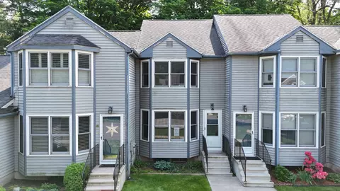 25 Rushford Meade #25, Granby, CT 06035
