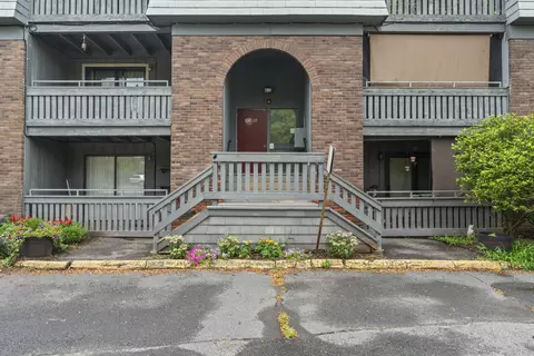103 Trolley Crossing Ln #103, Middletown, CT 06457