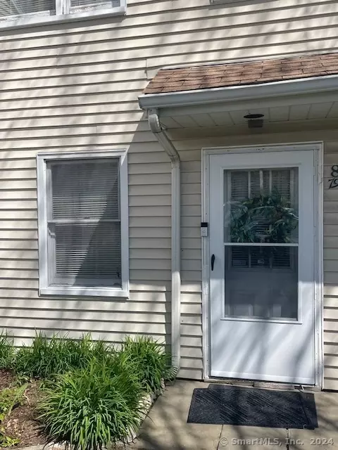 79 Taylor St #8, Stamford, CT 06902