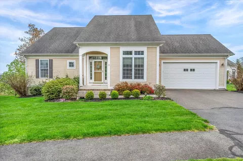 9 Long Green Ter #9, Cromwell, CT 06416