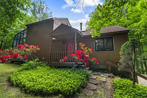 22 Ray Hill Rd, East Haddam, CT 06423