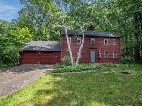 65 Granby Dr, Madison, CT 06443