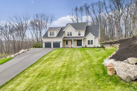 6 Tottenham Ct, Wolcott, CT 06716