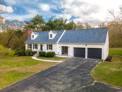 107 Sullivan Rd, Lisbon, CT 06351