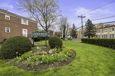 17 Hope St #5B, Stamford, CT 06906