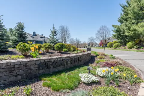 209 Stony Mill Ln #209, Berlin, CT 06023