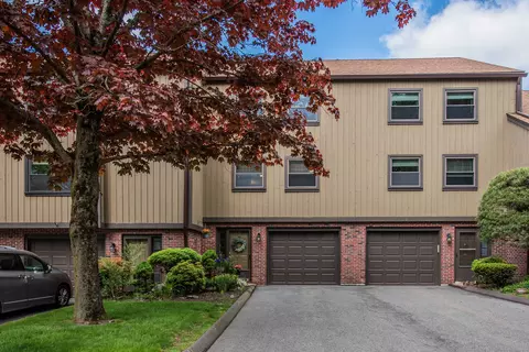 25 Mattabasset Dr #25, Meriden, CT 06450