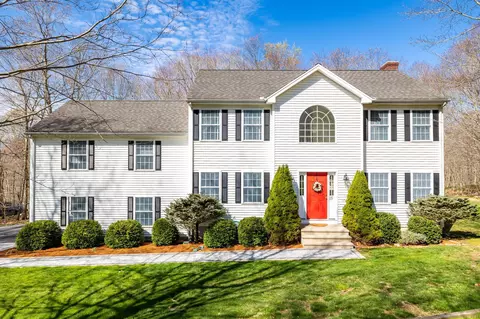 15 Arden Dr, East Hampton, CT 06424