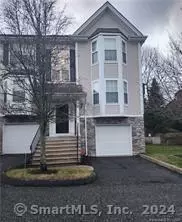 807 Sienna Dr #807, Danbury, CT 06810