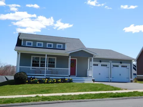 24 Chapman Chase Chase #24, Windsor Locks, CT 06096
