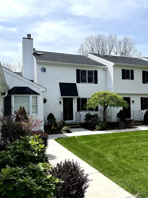 319 Thomaston Rd #87, Watertown, CT 06795