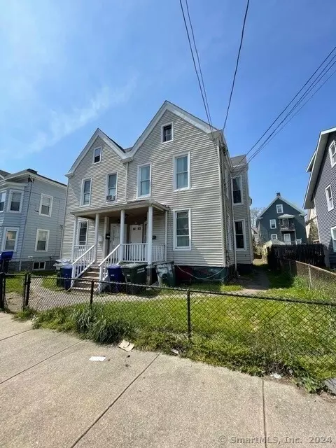 382-388 Gregory St, Bridgeport, CT 06604