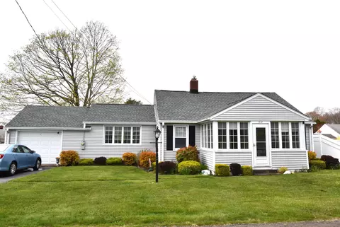 312 Brightwater Rd, Old Lyme, CT 06371