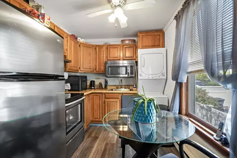 18 Russell St, Norwalk, CT 06855