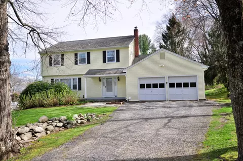 10 Richconn Dr, New Milford, CT 06776