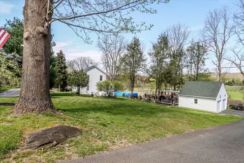 75 Sullivan Rd, New Milford, CT 06776