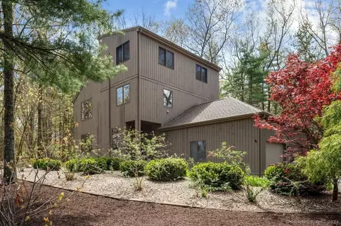 Undisclosed, Simsbury, CT 06070