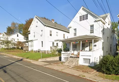 11 Downs St, Danbury, CT 06810