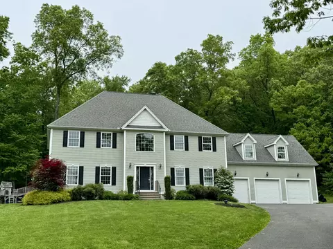 183 Graham Ridge Rd, Naugatuck, CT 06770