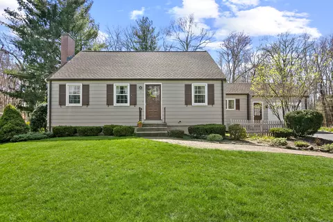 9 Ledgewood Dr, Farmington, CT 06032