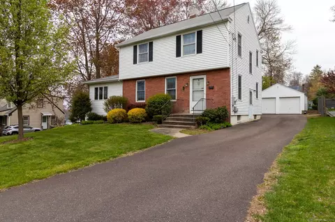 8 Hathaway Ave, Enfield, CT 06082
