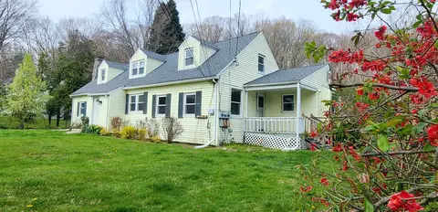 25 Shelley Rd, Bethel, CT 06801