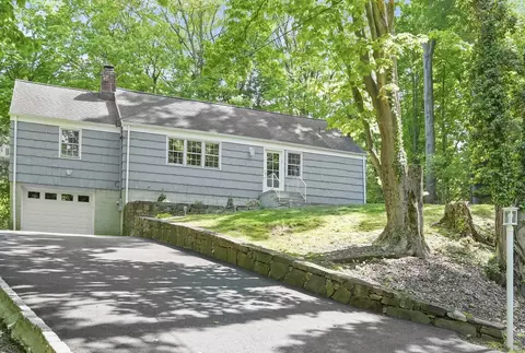 6 Edge Hill Trl, Westport, CT 06880
