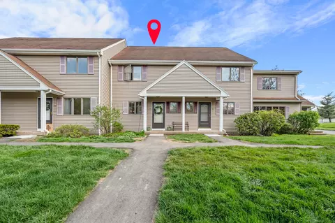 70 Woodcock Ct #70, Windsor Locks, CT 06096