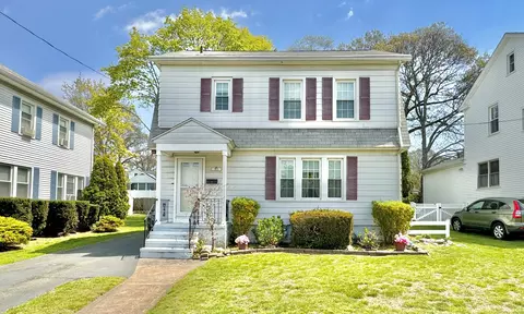 205 Kelsey Ave, West Haven, CT 06516