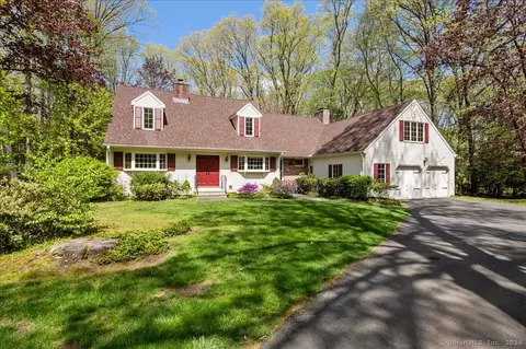 56 Stony Corners Cir, Avon, CT 06001