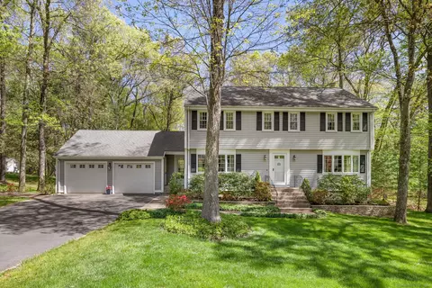 62 Kingsbridge, Avon, CT 06001