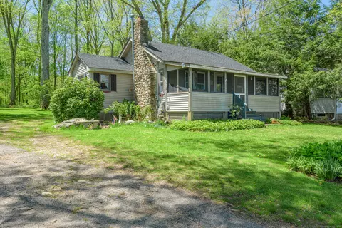234 Deepwood Dr, Hebron, CT 06231
