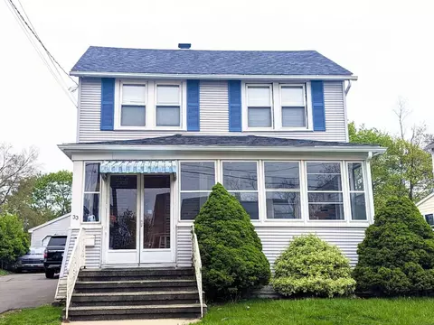 33 Prospect Pl, East Haven, CT 06512