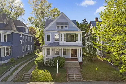38 Hubinger St, New Haven, CT 06511