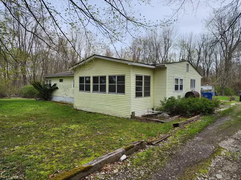 88 Windham Rd, Brooklyn, CT 06234