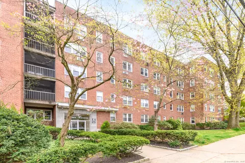 54 W North St #422, Stamford, CT 06902