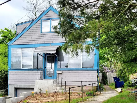 95 Emerson St, New Haven, CT 06515