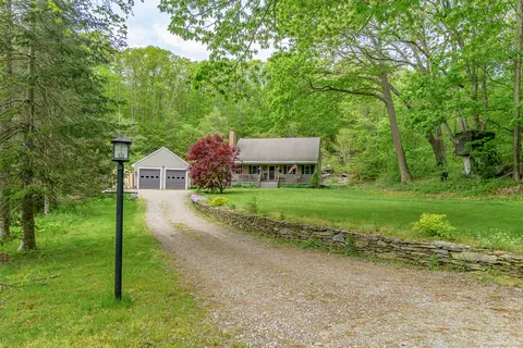 310 Barrett Hill Rd, Brooklyn, CT 06234
