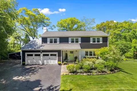 115 River Edge Farms Rd, Madison, CT 06443